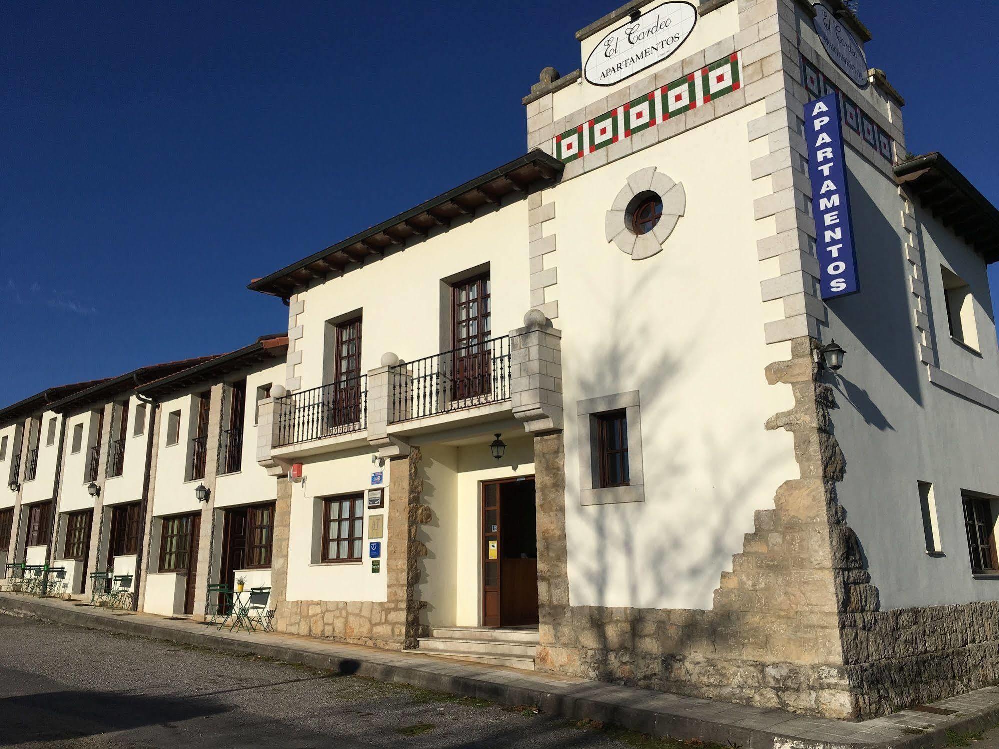 El Cardeo Appartement La Revilla  Buitenkant foto