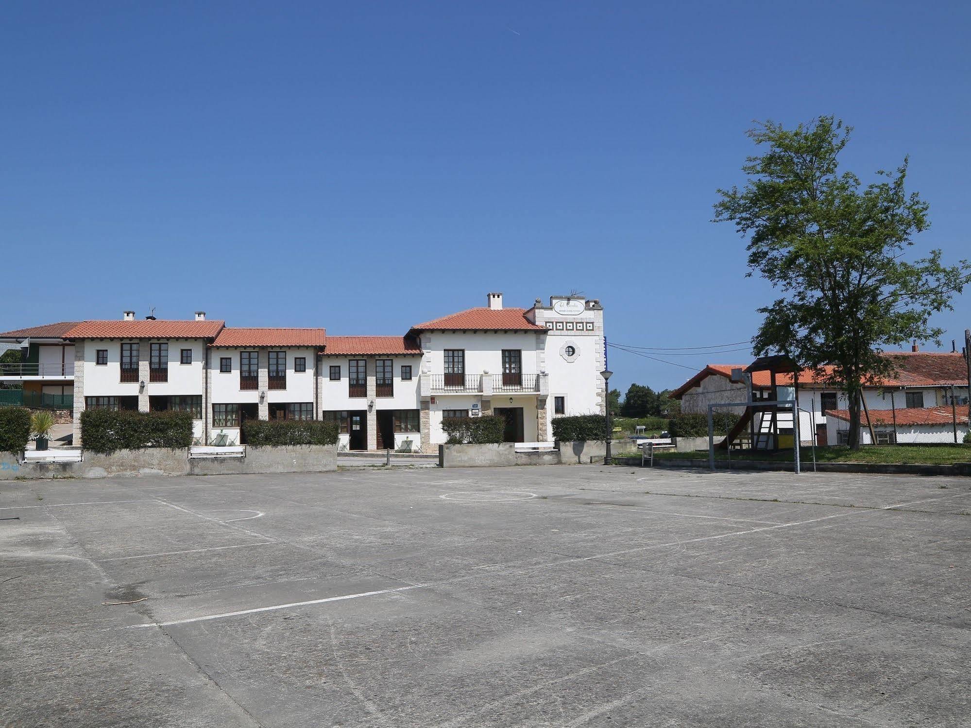 El Cardeo Appartement La Revilla  Buitenkant foto