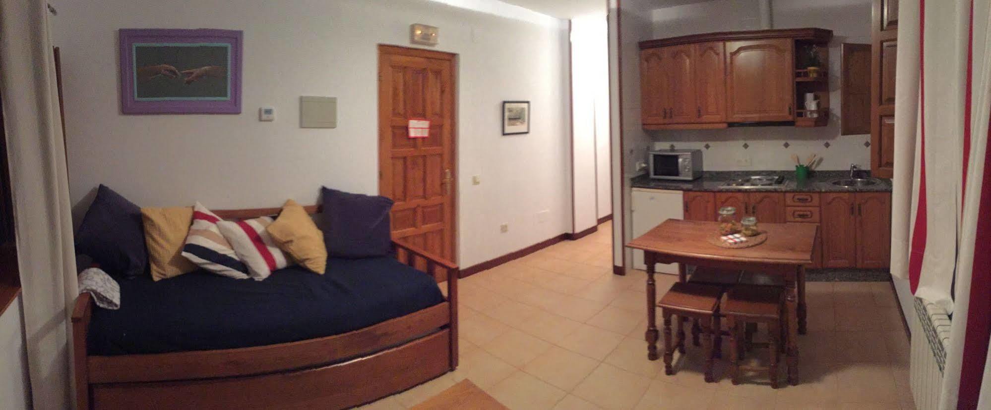 El Cardeo Appartement La Revilla  Buitenkant foto